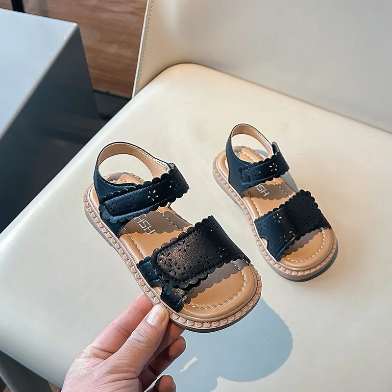 Sandalias de verano para niñas caladas con suela antiresbalante - imagen 4