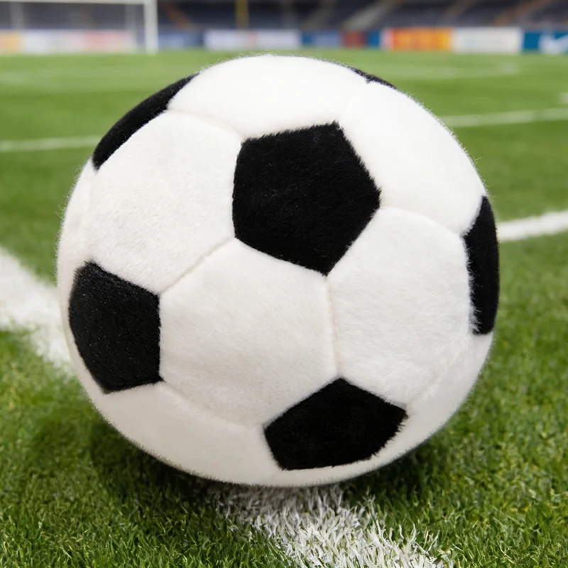 Peluche de fútbol visto de cerca, detalle de textura
