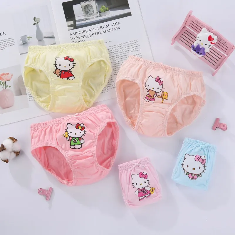Braguitas infantiles con diseños variados