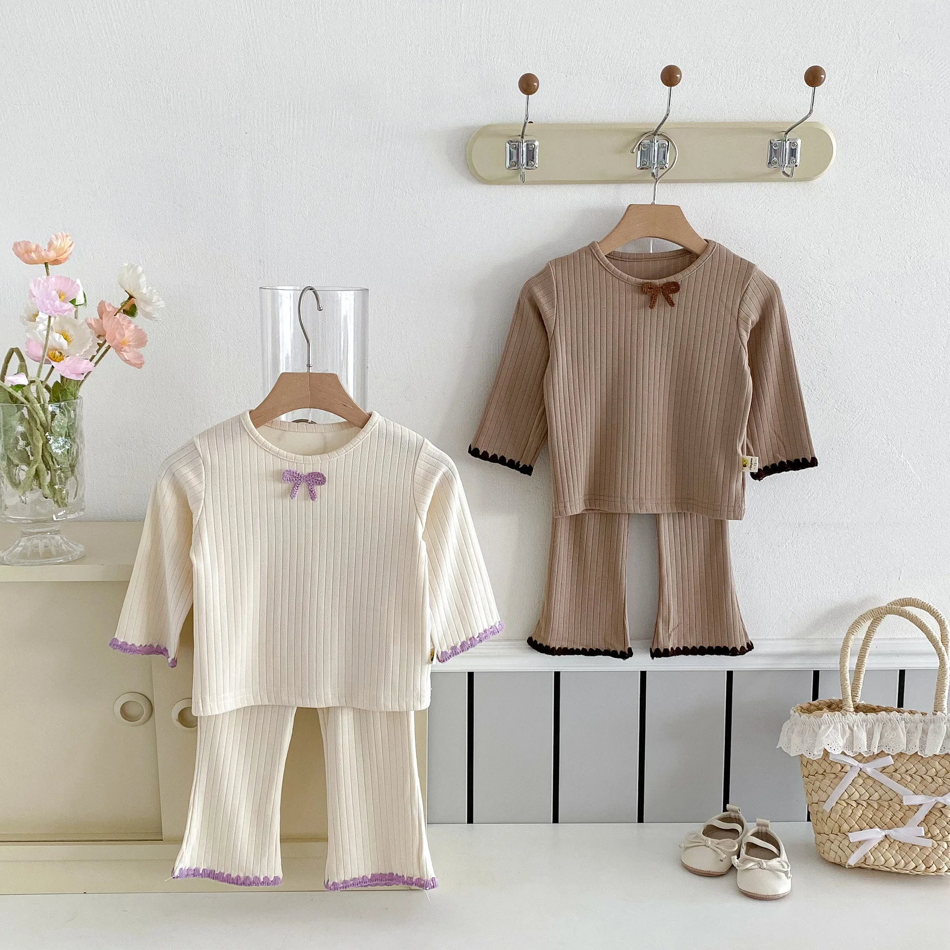 Conjunto niña manga larga con lazo y pantalón primavera-otoño - imagen 2