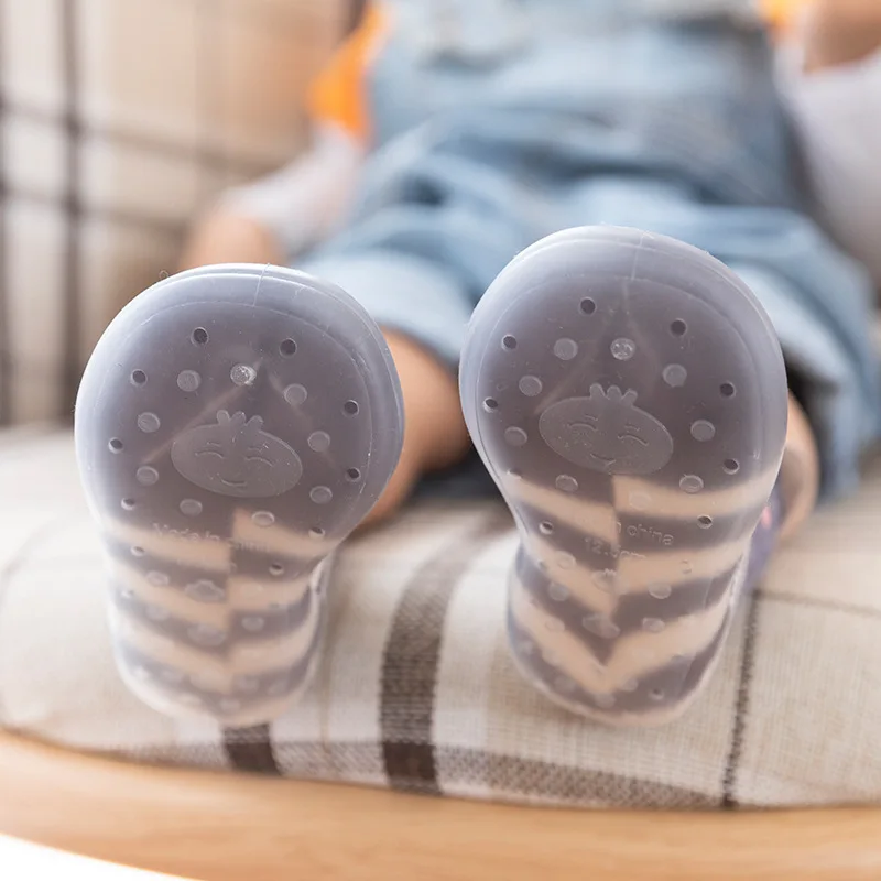 Botines antideslizantes con forro polar para los primeros pasos - imagen 3