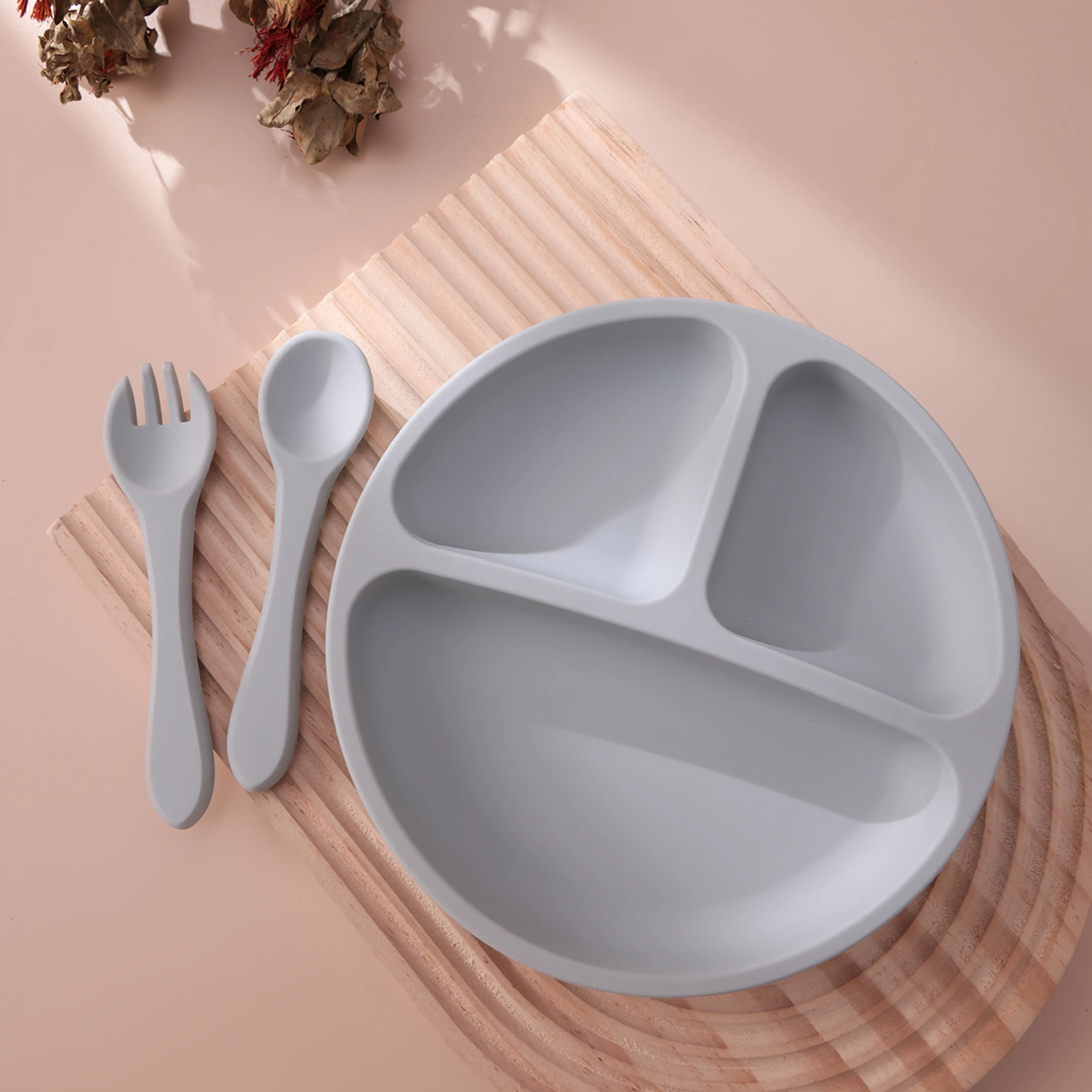 Set de alimentación infantil en color