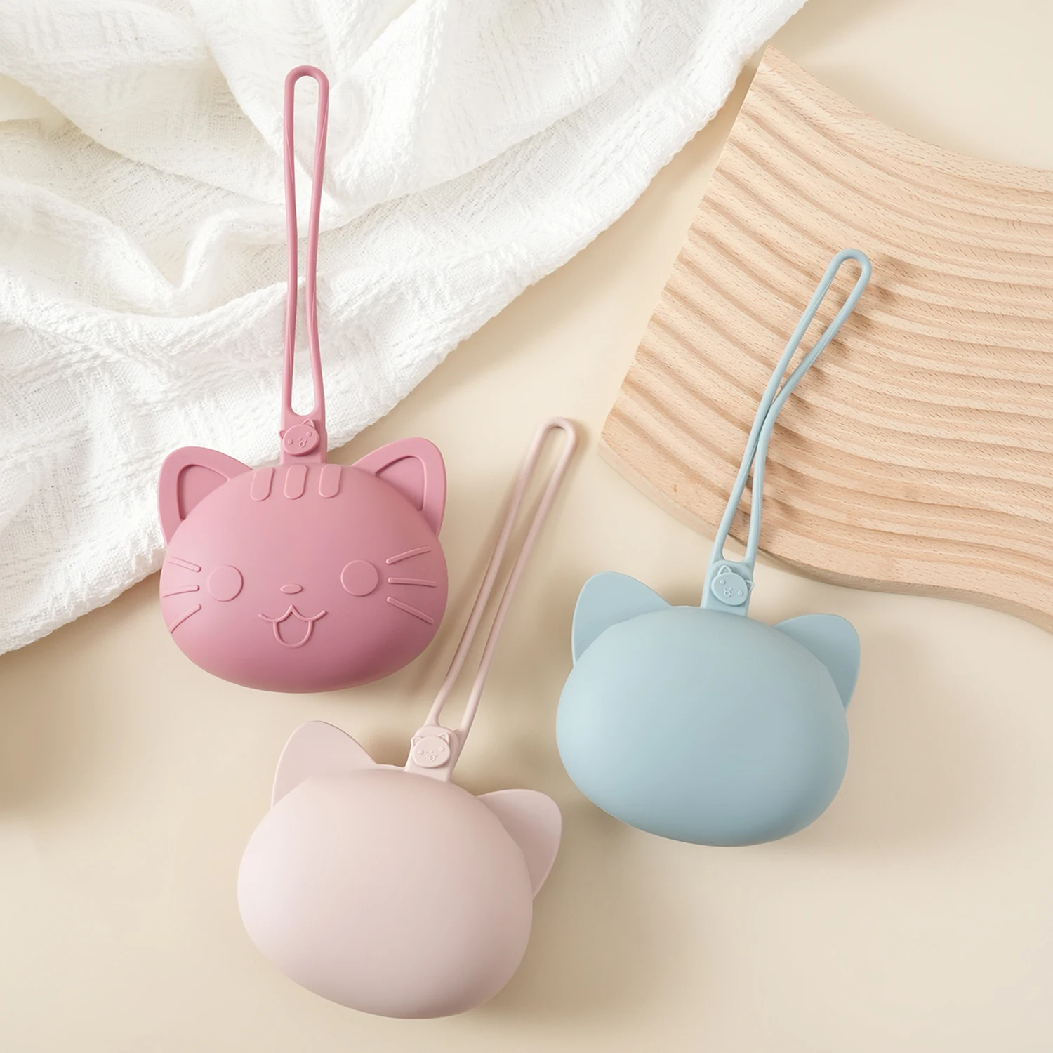 Porta chupete portátil de silicona sin BPA con funda - imagen 3