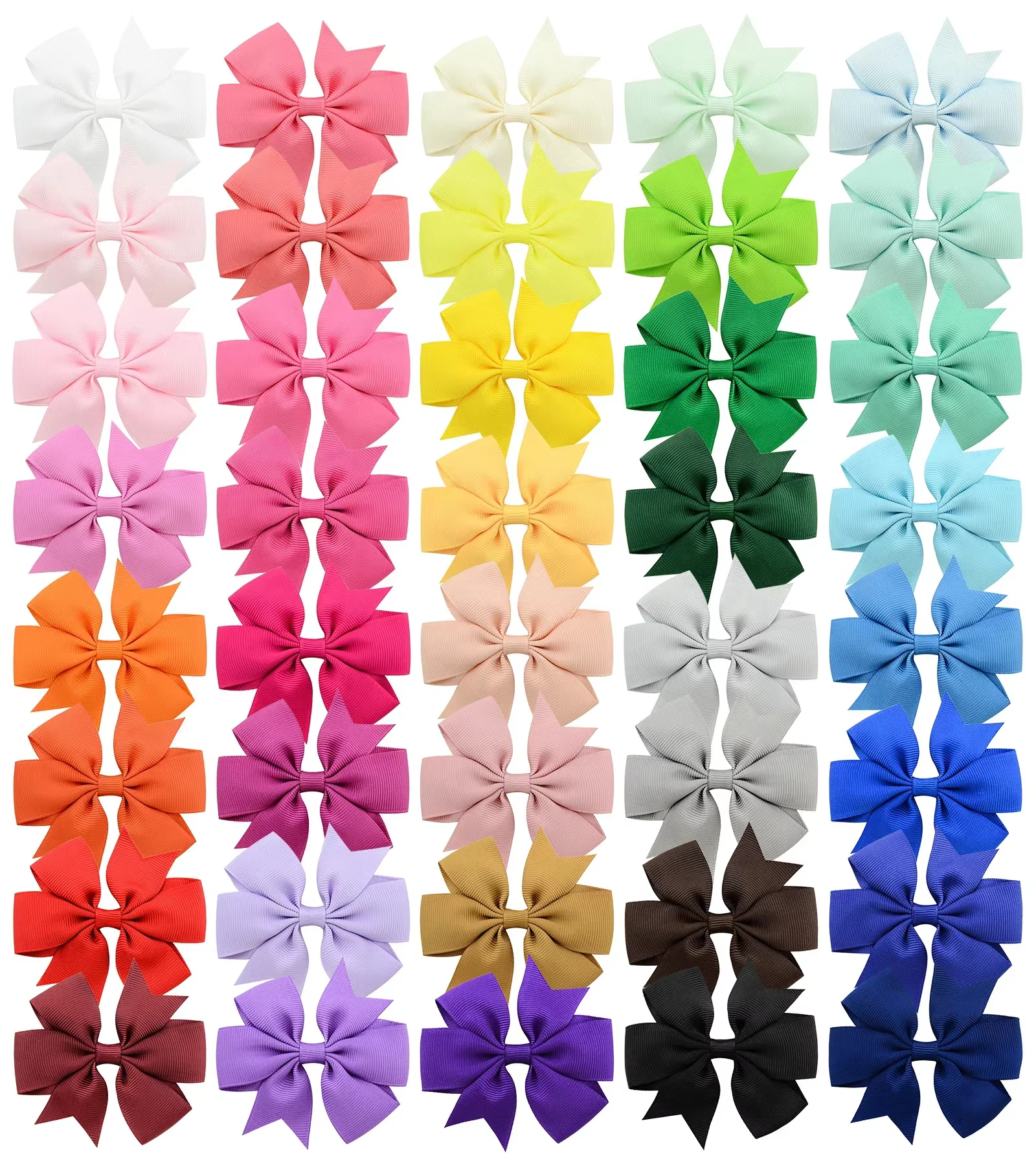 Detalle de la pinza cocodrilo en cabello infantil