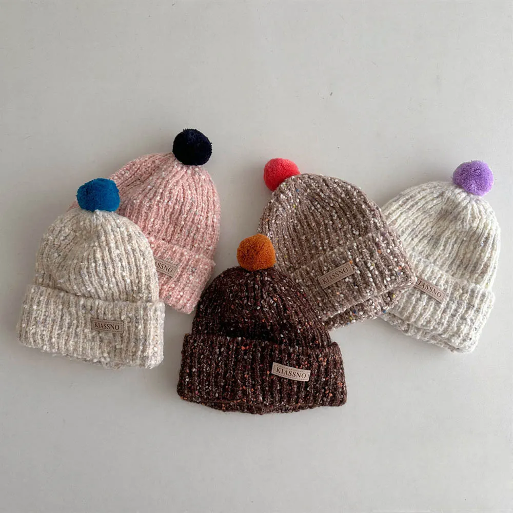 Gorro de invierno copo nieve para bebé con orejeras y pompon rizado - imagen 2
