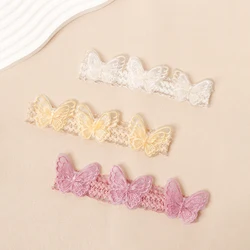 Diadema encaje suave para bebé con bordado mariposa