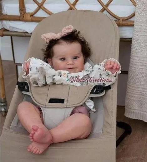 Muñeca Reborn Maddie realista con cabello enraizado a mano - imagen 2