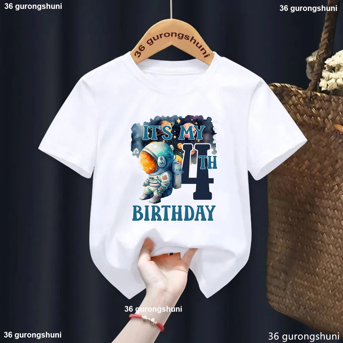 Camiseta infantil astronauta: estampado espacial para niños y niñas