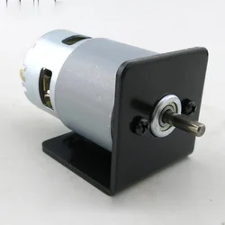 Soporte de motor en L con tornillos de metal para montaje