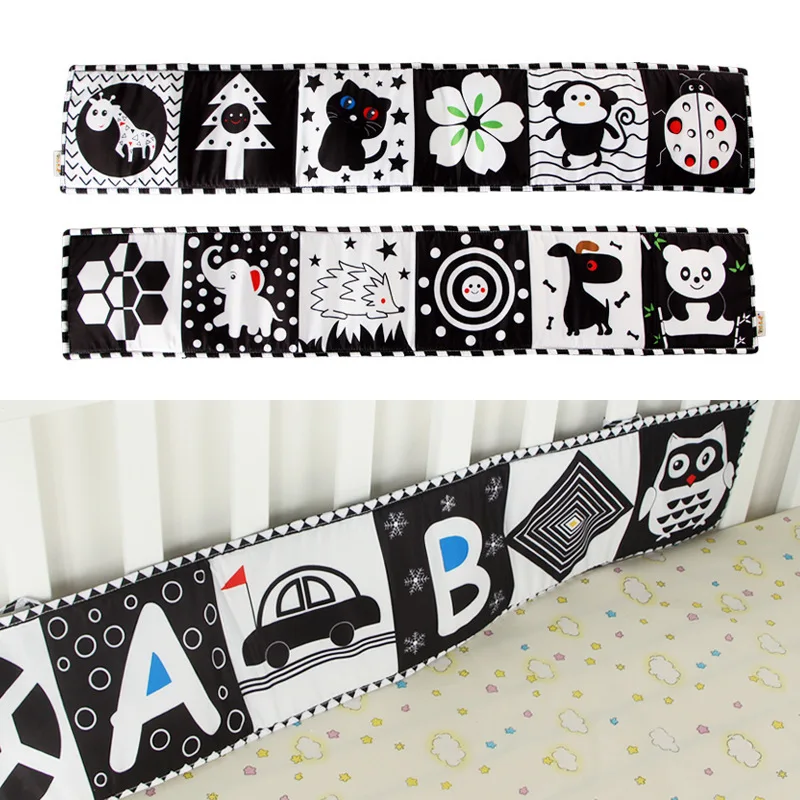 Libro de tela con patrones en blanco y negro para bebés