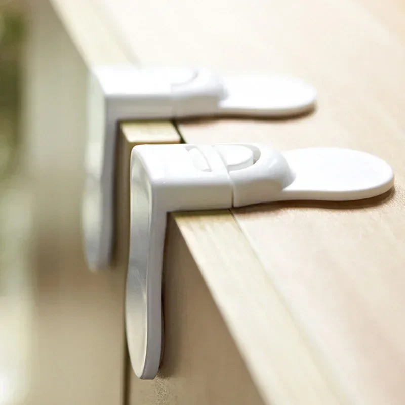 Cerradura de seguridad para bebé vista general