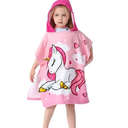 Albornoz unicornio con capucha tipo sirena para baño infantil