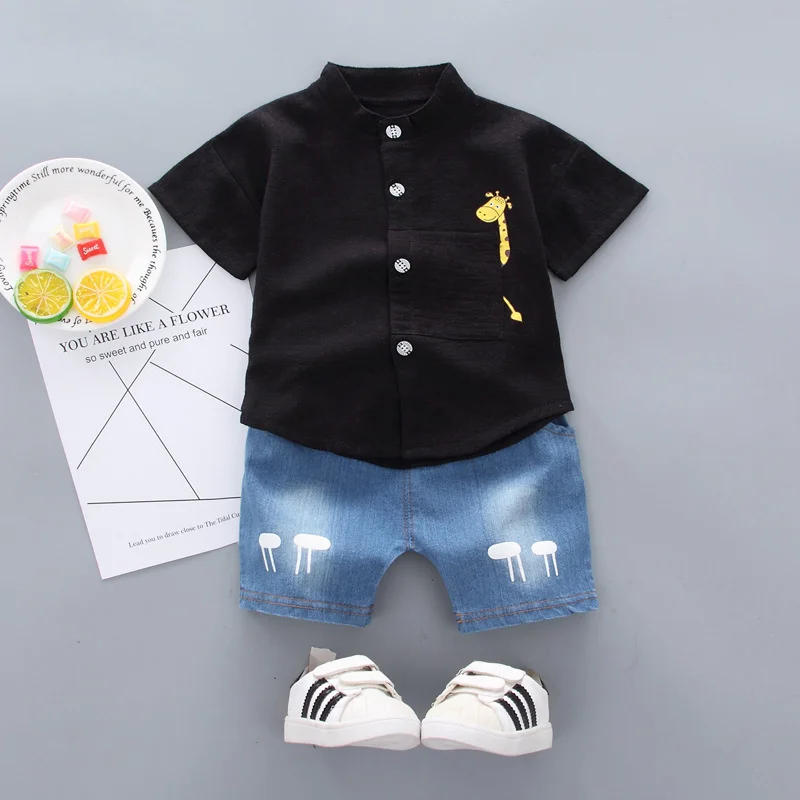 Conjunto verano para niño camiseta y pantalón corto de algodón - imagen 3