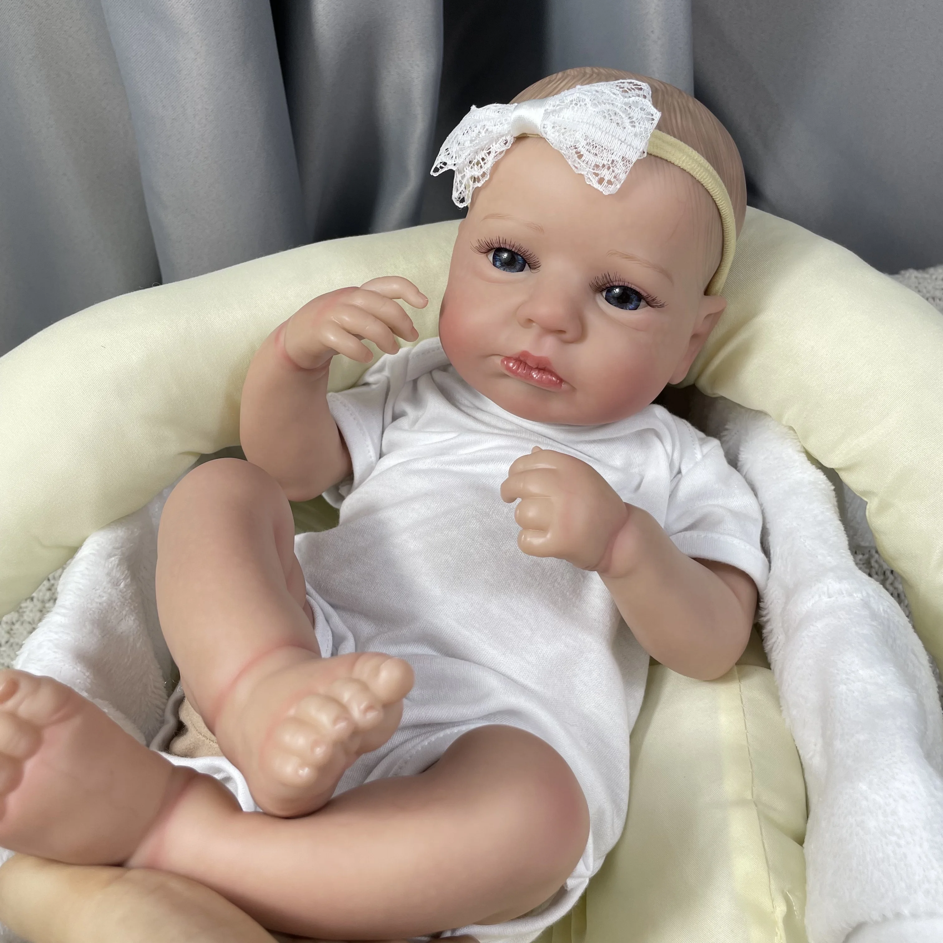 Muñeca Reborn realista con piel 3D