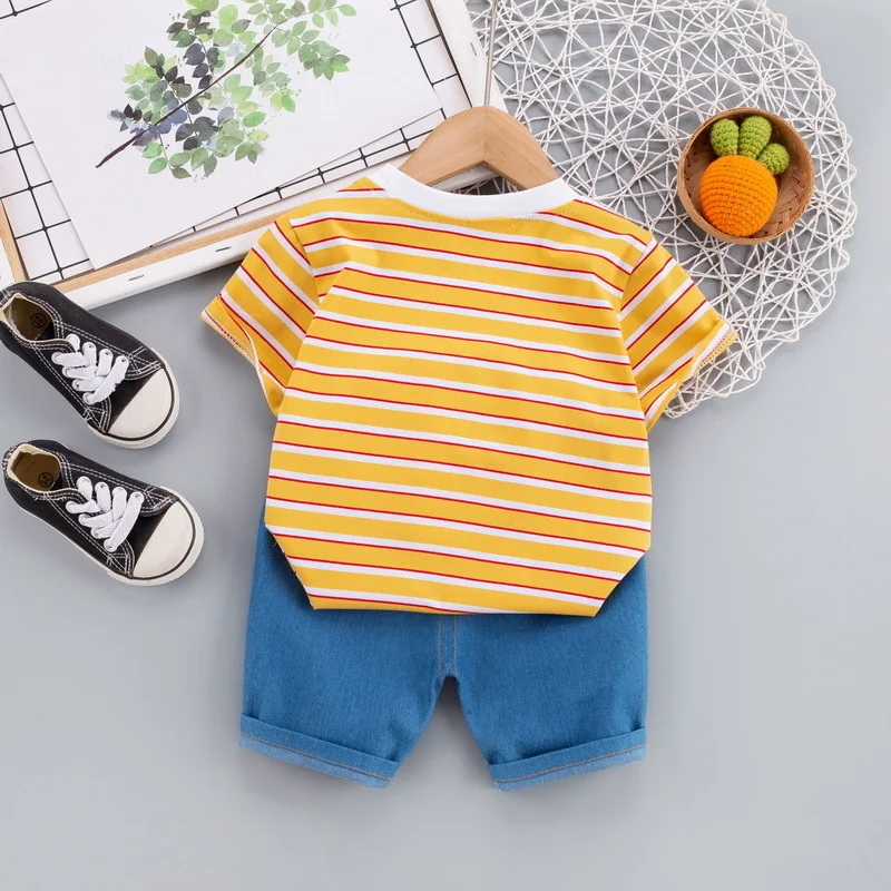 Conjunto veraniego para bebé: camiseta y pantalones cortos cómodos - imagen 4