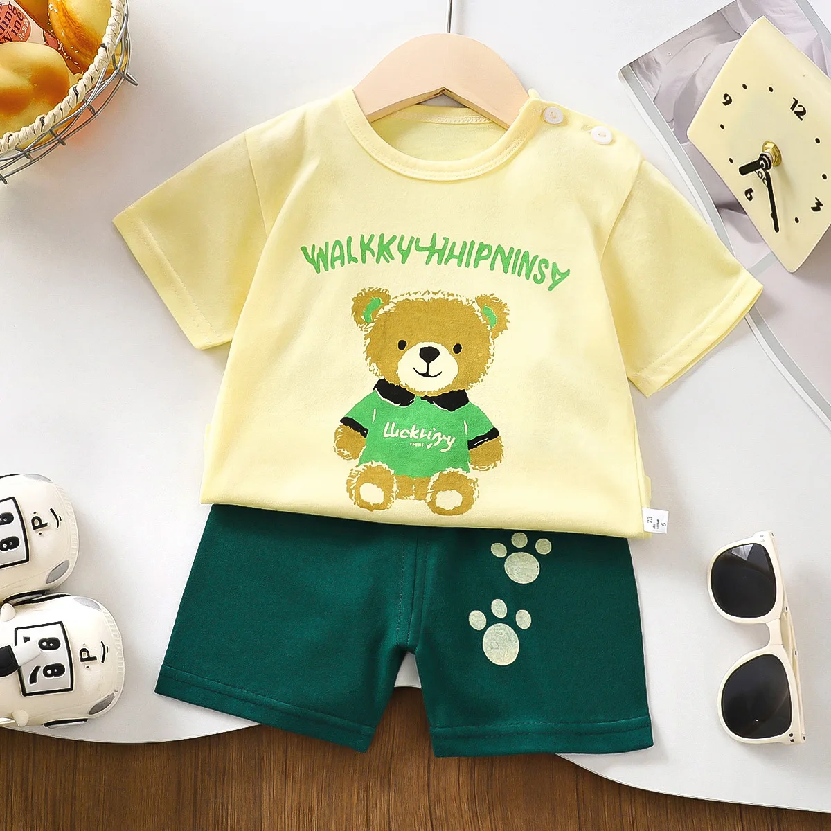 Conjunto de verano de algodón para bebé: camiseta y pantalón corto - imagen 3