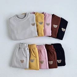 Conjunto sudadera con capucha bordado oso para bebé
