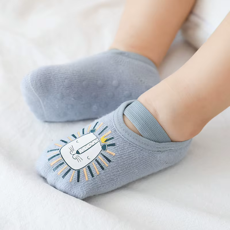Calcetines antideslizantes para gatear con dibujos - imagen 2