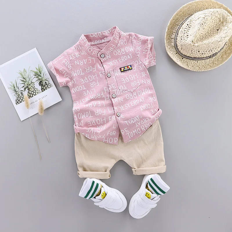 Conjunto verano niño: camisa letras y pantalón corto infantil