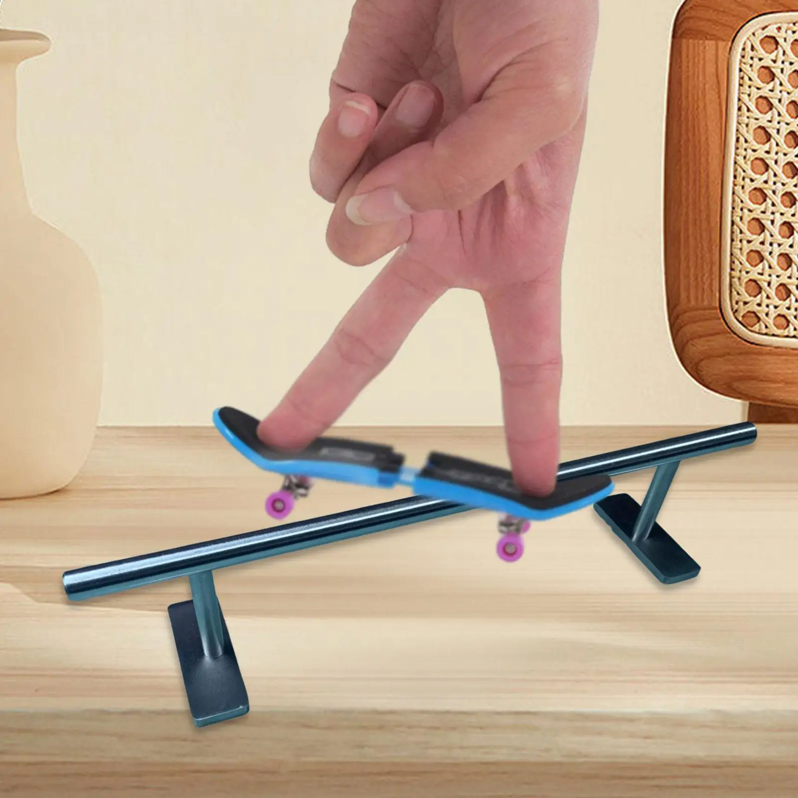 Rampa de fingerboard para parque: juego y obstáculos