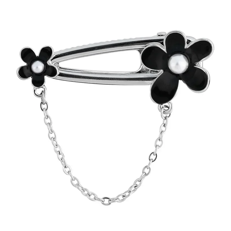Diadema con corazón plateado – Diseño moderno para niña - imagen 5