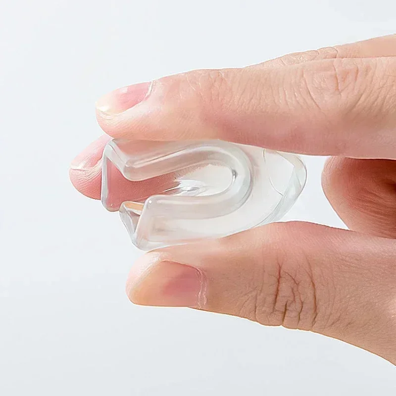 Protector de esquinas antivuelo para muebles – Seguridad infantil - imagen 2
