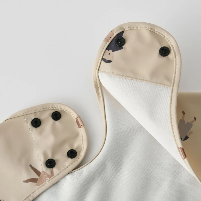 Babero impermeable de manga larga para bebé con bolsillo anti-manchas - imagen 2