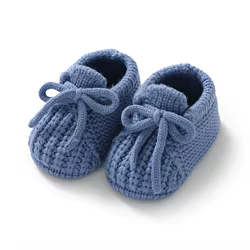Zapatos de suela blanda para los primeros pasos del bebé