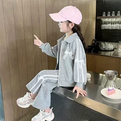 Conjunto niña otoño con lazo, chaqueta y pantalón con encaje