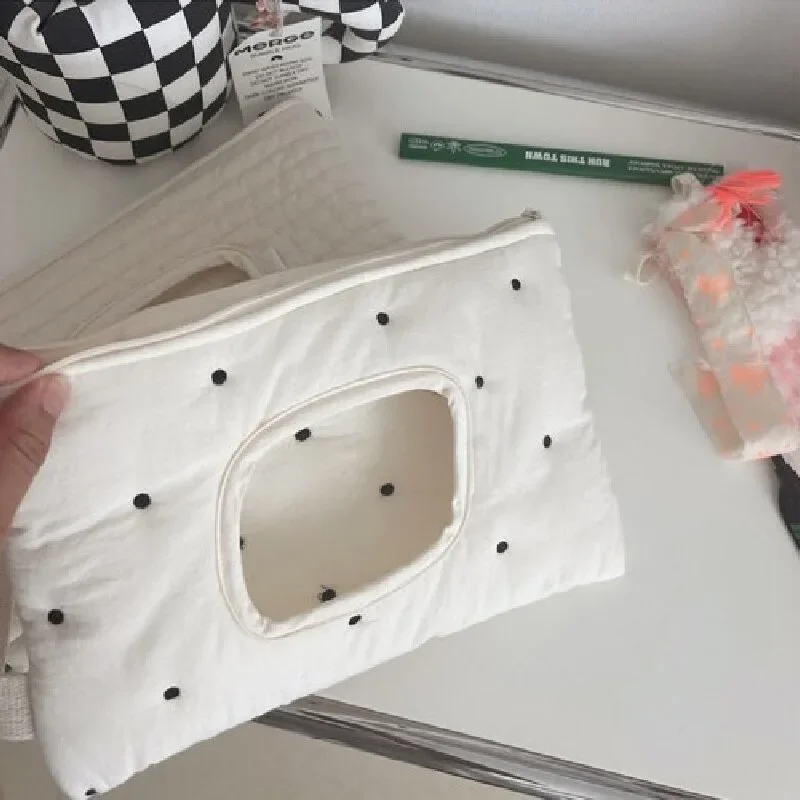 Detalle del material impermeable de la bolsa
