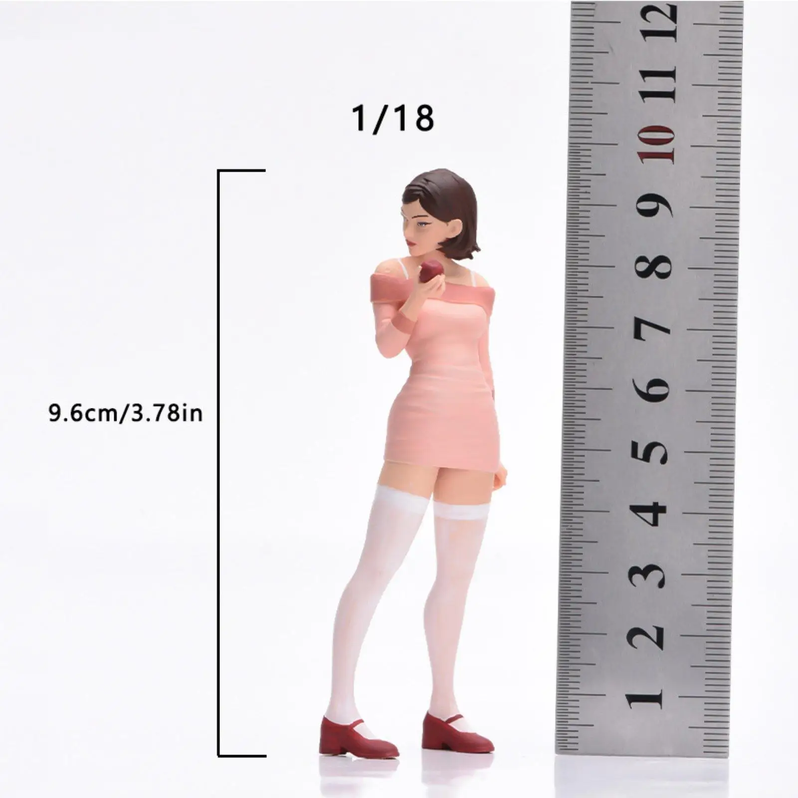 Figura en miniatura con calcetines altos para jardín de hadas