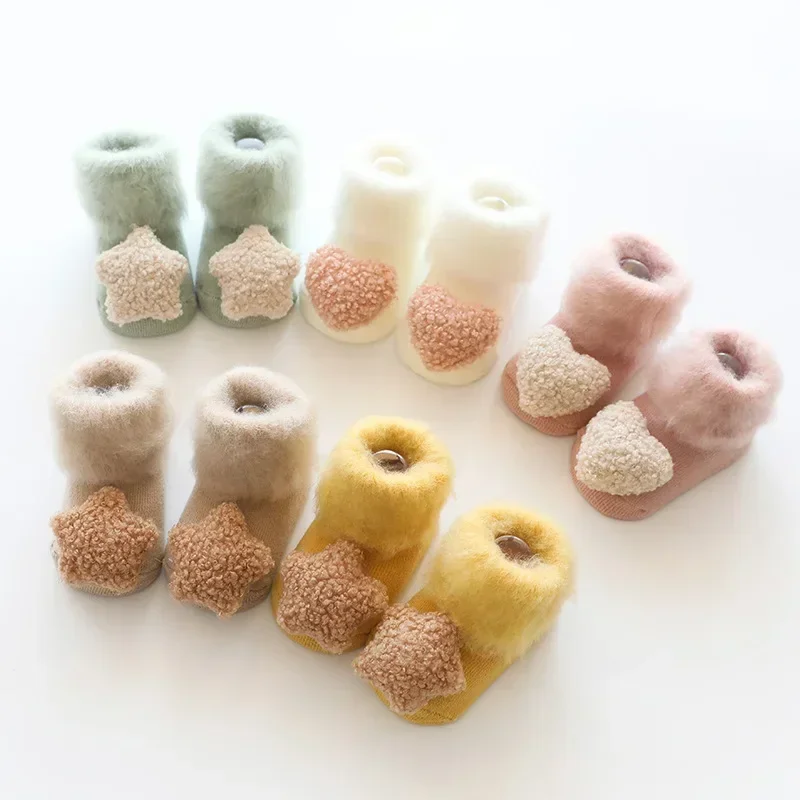Calcetines antideslizantes de felpa para bebé – Termicos invierno - imagen 2