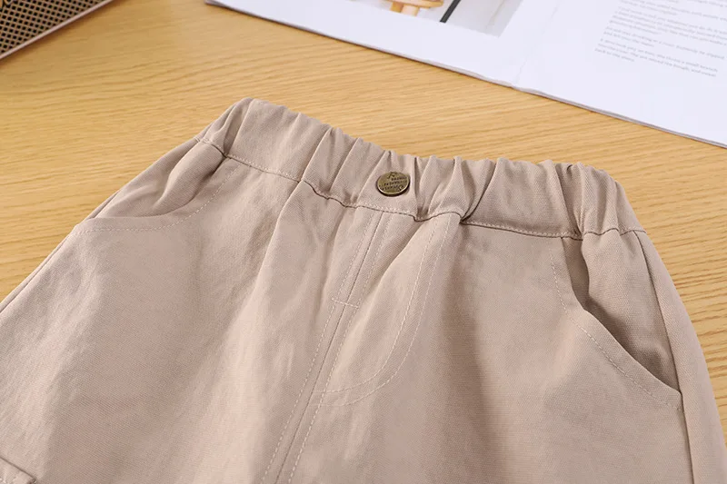 Look infantil casual con pantalón