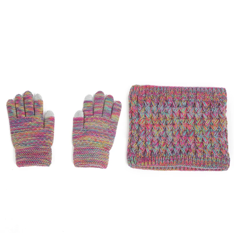 Gorro de invierno tejido para bebé con bufanda y guantes - imagen 3