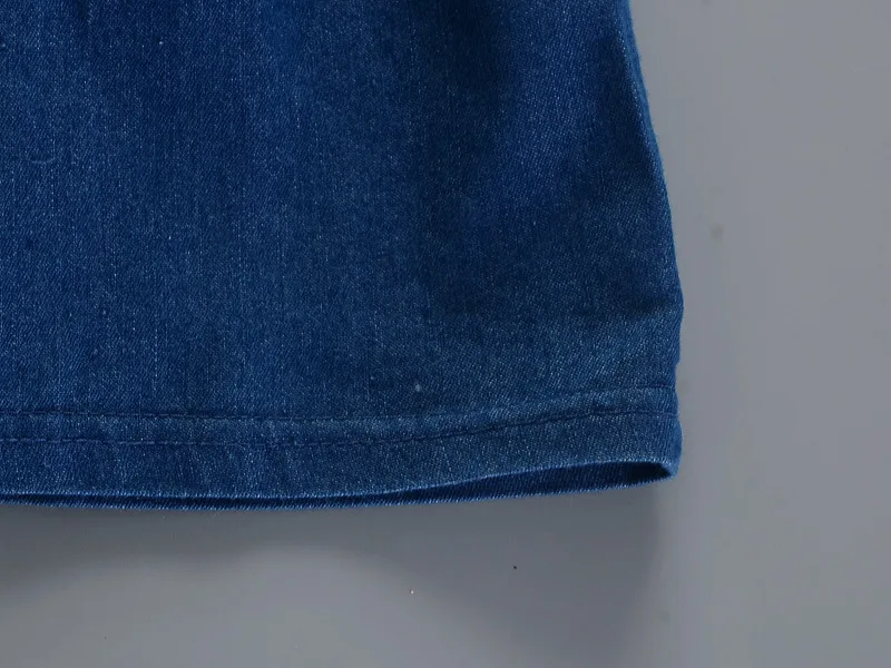 Detalle del vestido para niña