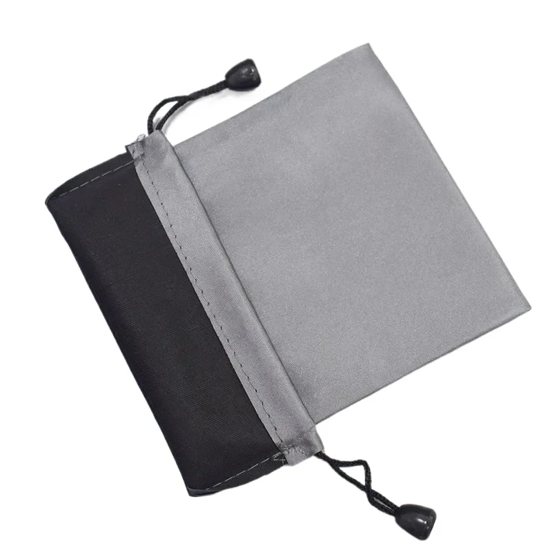 Bolsa abierta mostrando interior