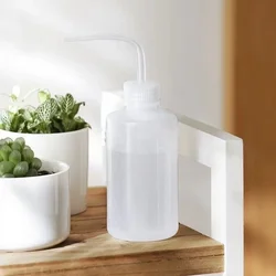 Botella de agua infantil con pulverizador sport