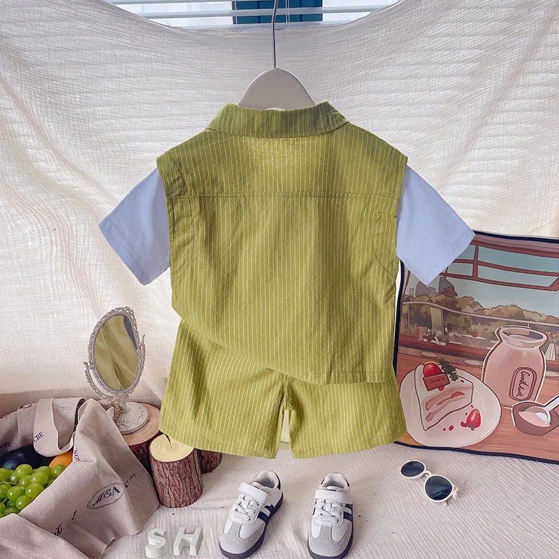 Conjunto de verano para bebés con camiseta y pantalón corto - imagen 4