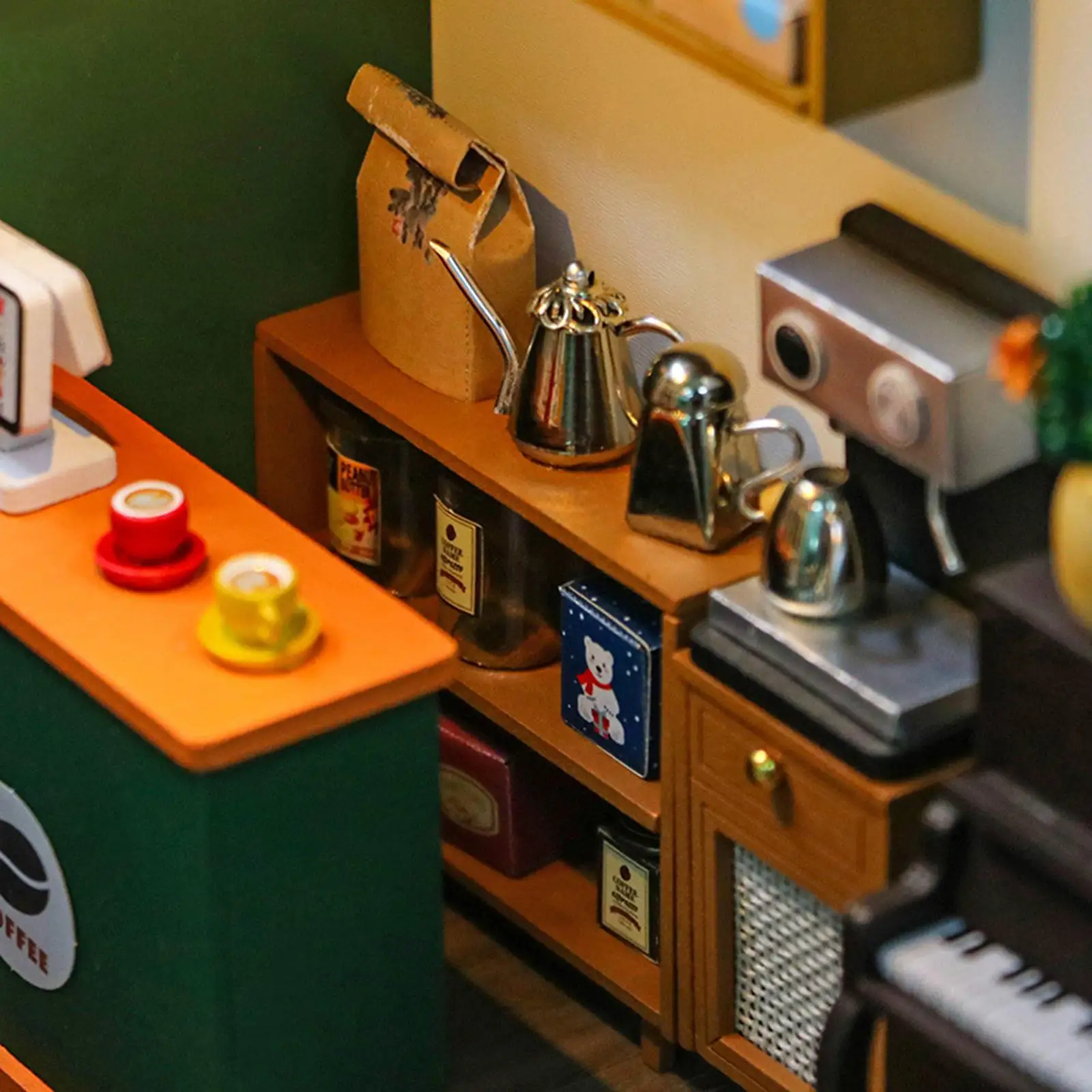 Casita de muñecas hecha a mano con muebles y cubierta antipolvo - imagen 2