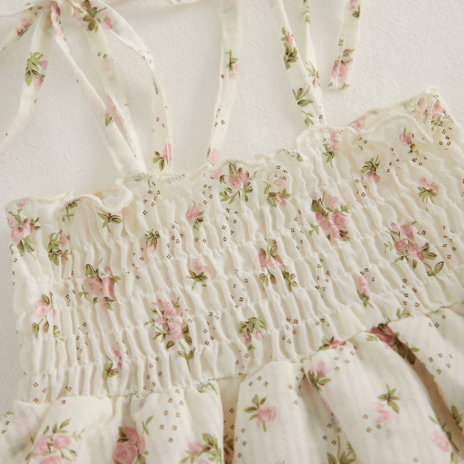 Mono floral de verano para niña sin mangas con volantes y diadema - imagen 3