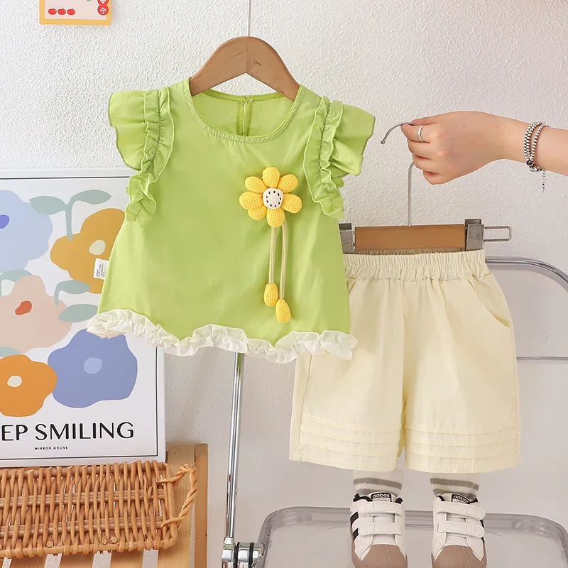 Conjunto infantil de verano con chaleco sin mangas y pantalón corto - imagen 4