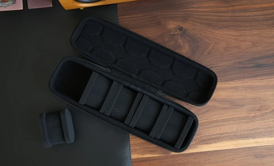Interior organizado para varios relojes