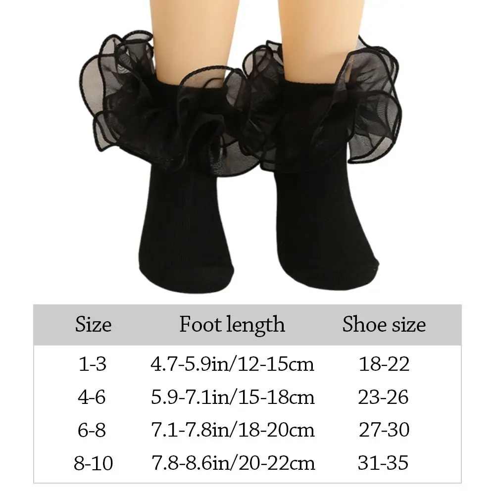 Calcetines estilo princesa con volantes