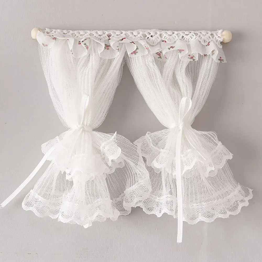 Cortina de encaje blanco para casa de muñecas en miniatura - imagen 4