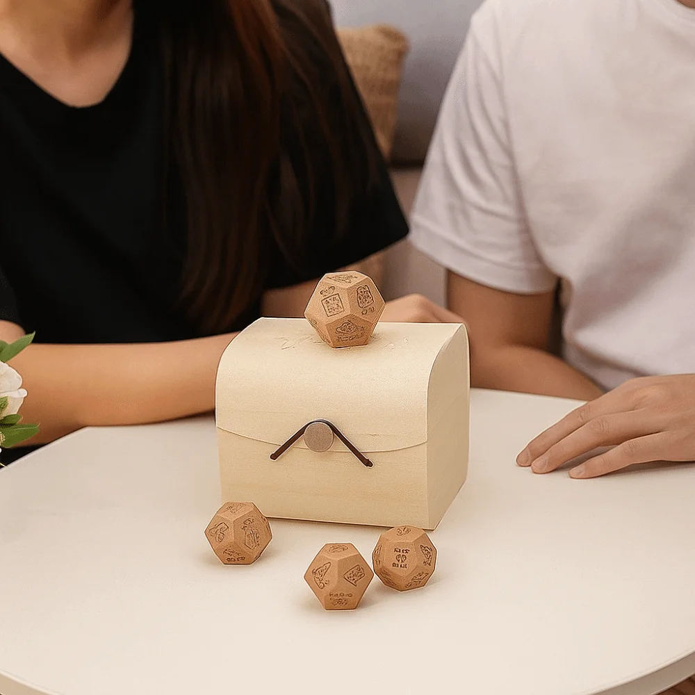 Juego de dados alimentarios en madera para decisiones aleatorias - imagen 5