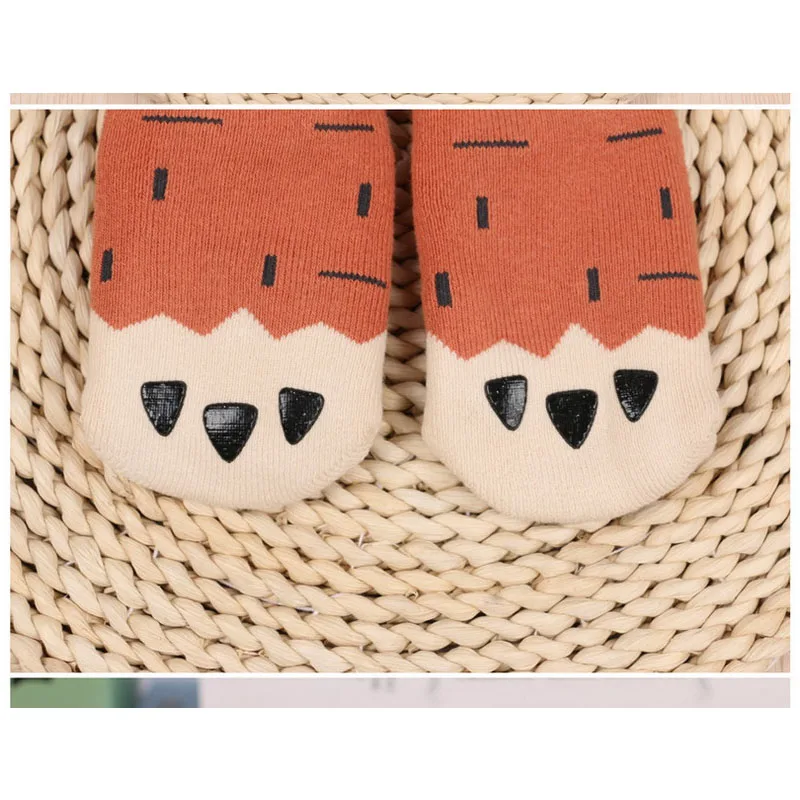 Calcetines con patitas de algodón para recién nacido invierno - imagen 4