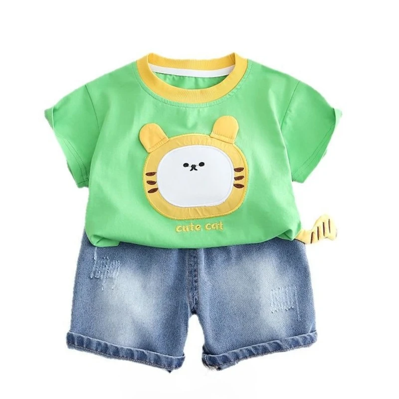 Conjunto de verano para bebés con camiseta y pantalón corto - imagen 4