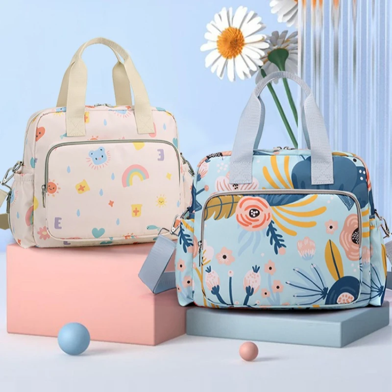 Mochila estilo mochila con varios bolsillos externos