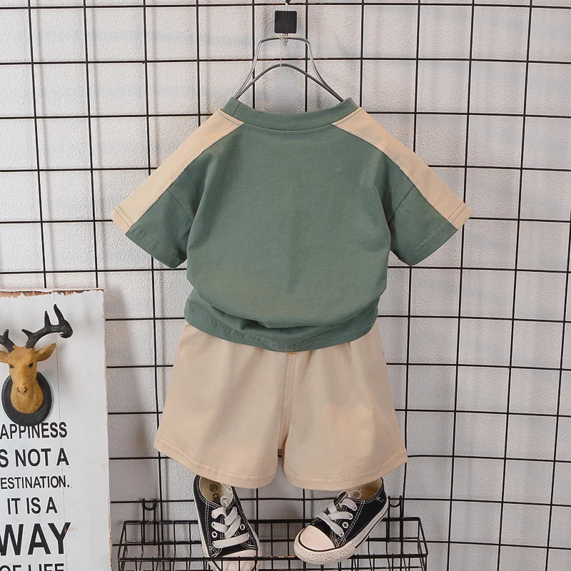 Conjunto veraniego para niñas: camiseta y shorts de algodón - imagen 3
