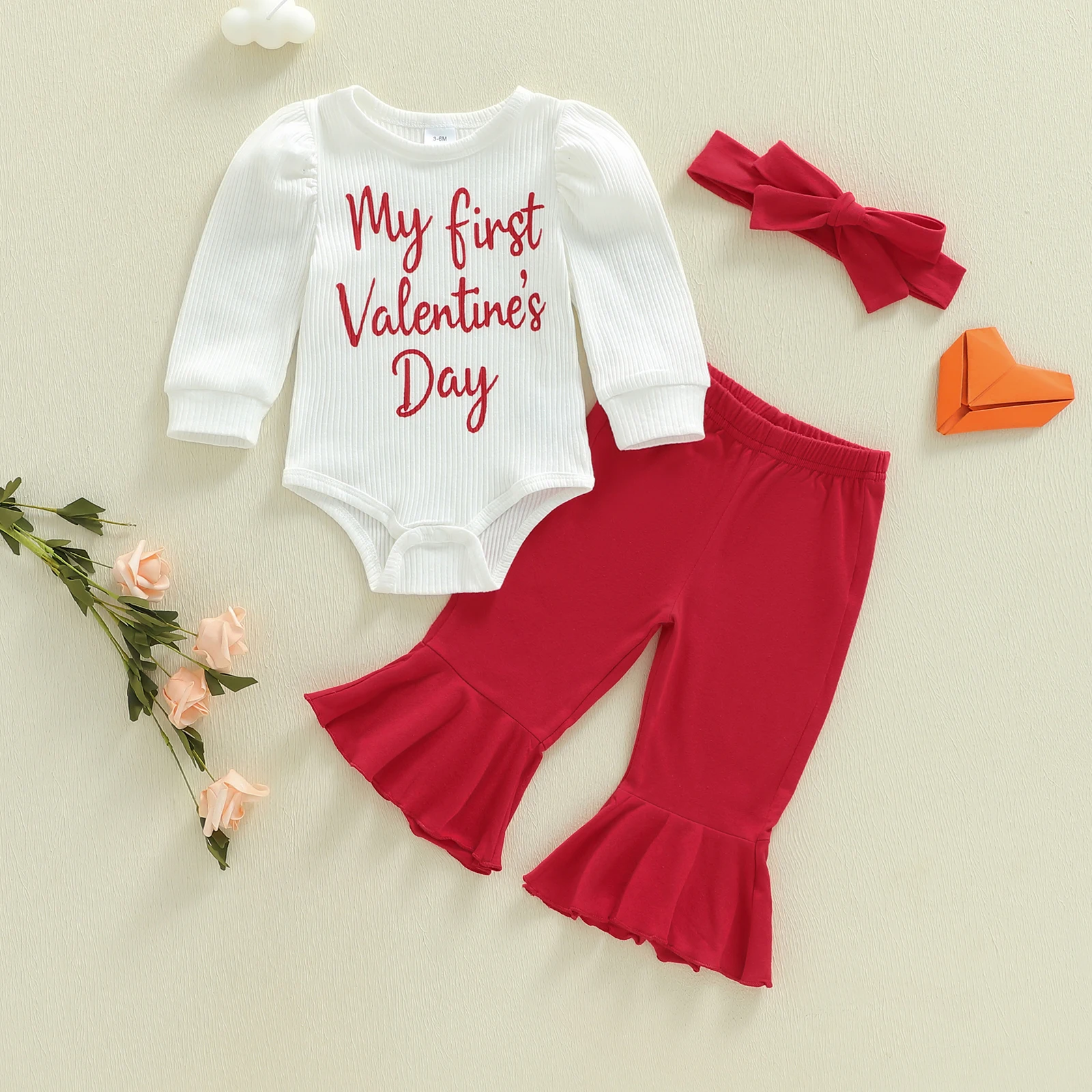 Conjunto bebé de San Valentín con mono bordado y diadema - imagen 2